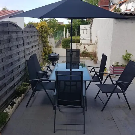 Maison Entiere De Vacances Tout Equipee Et Proche De Toute Commodite *